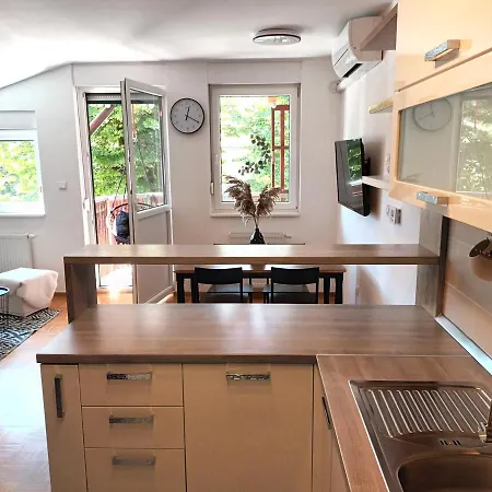 City Nest Apartment